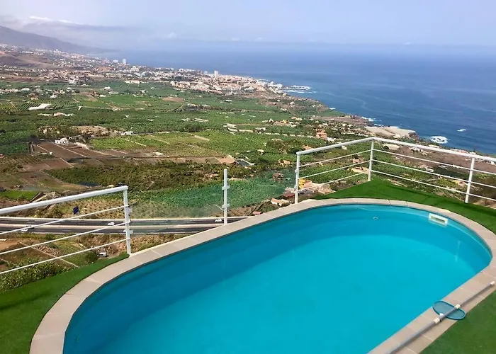 Casa Con Piscina Privada. Mirador De Humbolt. *