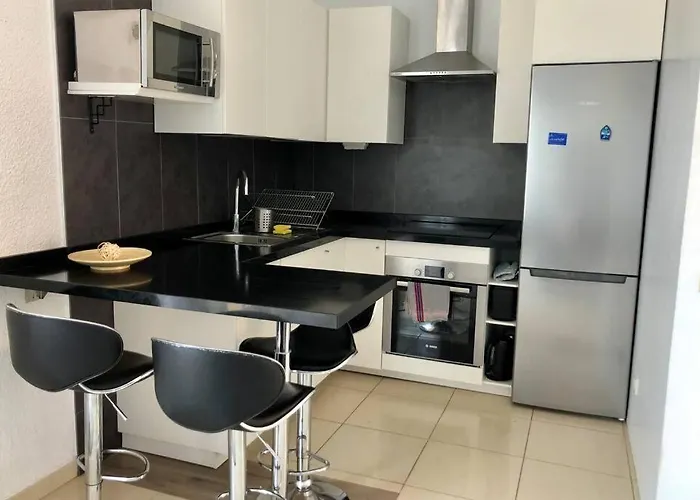 Casa Con Piscina Privada. Mirador De Humbolt.