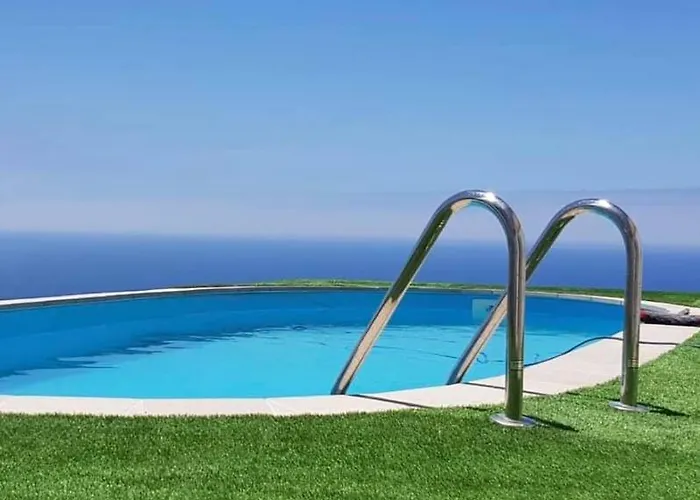 Casa Con Piscina Privada. Mirador De Humbolt. *
