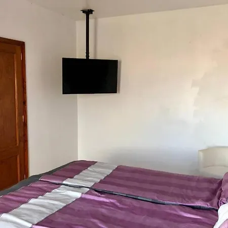 Дом отдыха Casa Con Piscina Privada. Mirador De Humbolt. *