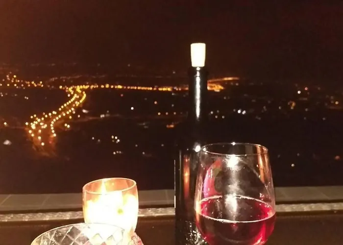 Дом отдыха Casa Con Piscina Privada. Mirador De Humbolt.